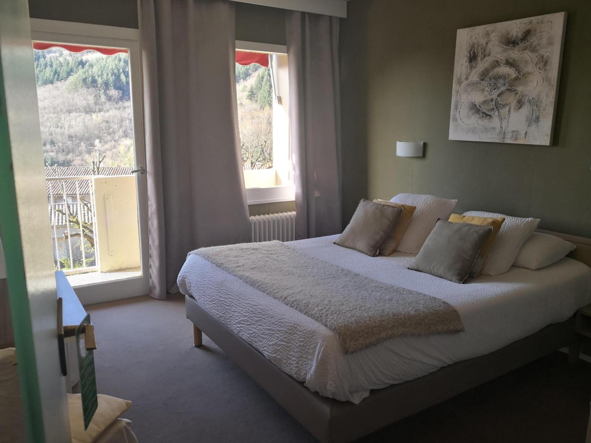 Logis Hotel-Restaurant Le Tanargue Valgorge المظهر الخارجي الصورة